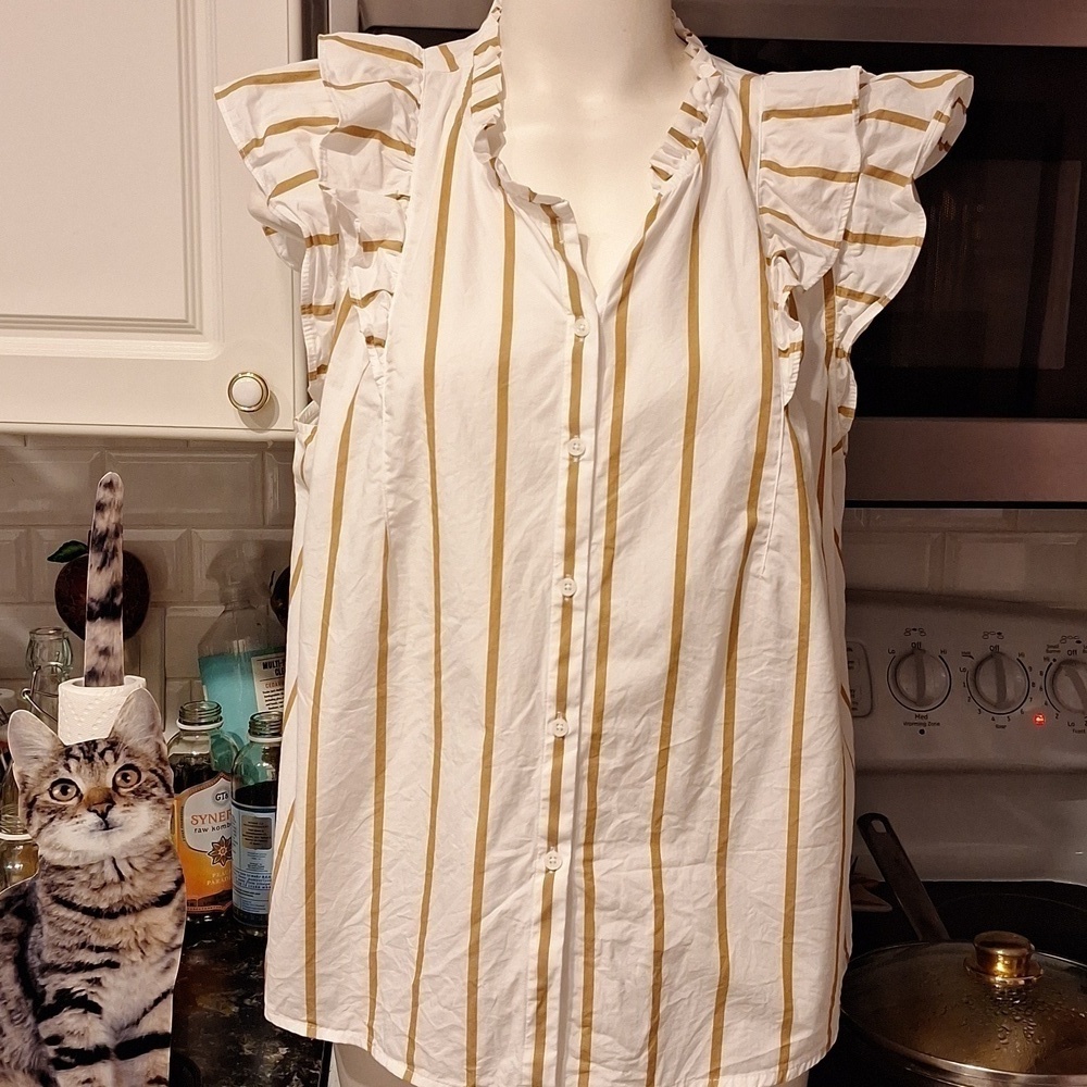 C womens Lauren Conrad casual button down ruffle sleeve shirt XL